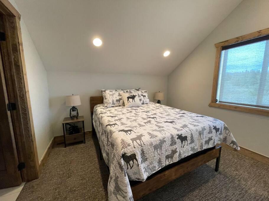 3501 Joseph Dr 30 Miles From Yellowstone Entrance! Island Park Buitenkant foto